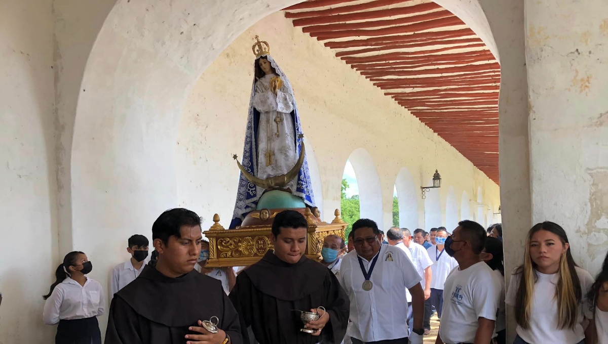 Hoy se cumplen 375 años de la promesa que los católicos le hicieron a la virgen de Izamal Hoy se cumplen 375 años de la promesa que los católicos le hicieron a la virgen de Izamal