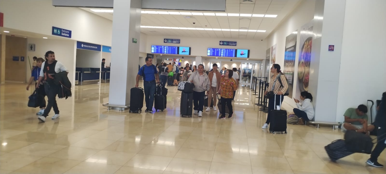 Sólo el vuelo de Aeroméxico registra retrasos este martes Sólo el vuelo de Aeroméxico registra retrasos este martes
