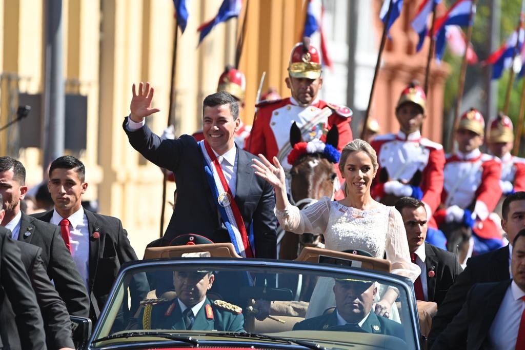 Santiago Peña asume la Presidencia de Paraguay: "Celebramos la victoria de la libertad" Santiago Peña asume la Presidencia de Paraguay: "Celebramos la victoria de la libertad"