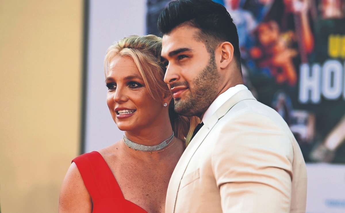 TMZ afirmó que Britney Spears y San Asghari se están separando después de 14 meses casados
TMZ afirmó que Britney Spears y San Asghari se están separando después de 14 meses casados