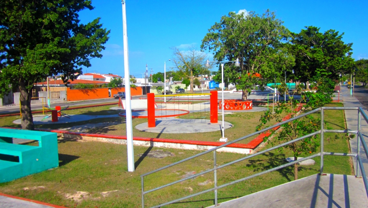 Chetumal: Hombre armado acosa a una mujer en el 'Parque del Queso'