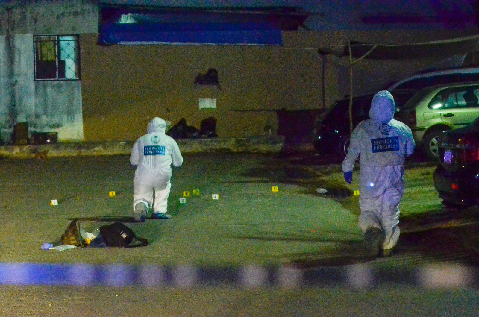 Balean fachada de un domicilio en el fraccionamiento Prado Norte en Cancún