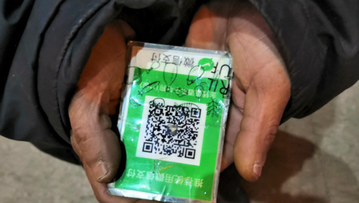 Ya son 10 ciudades en China donde es común ver a los indigentes pedir limosna de este modo