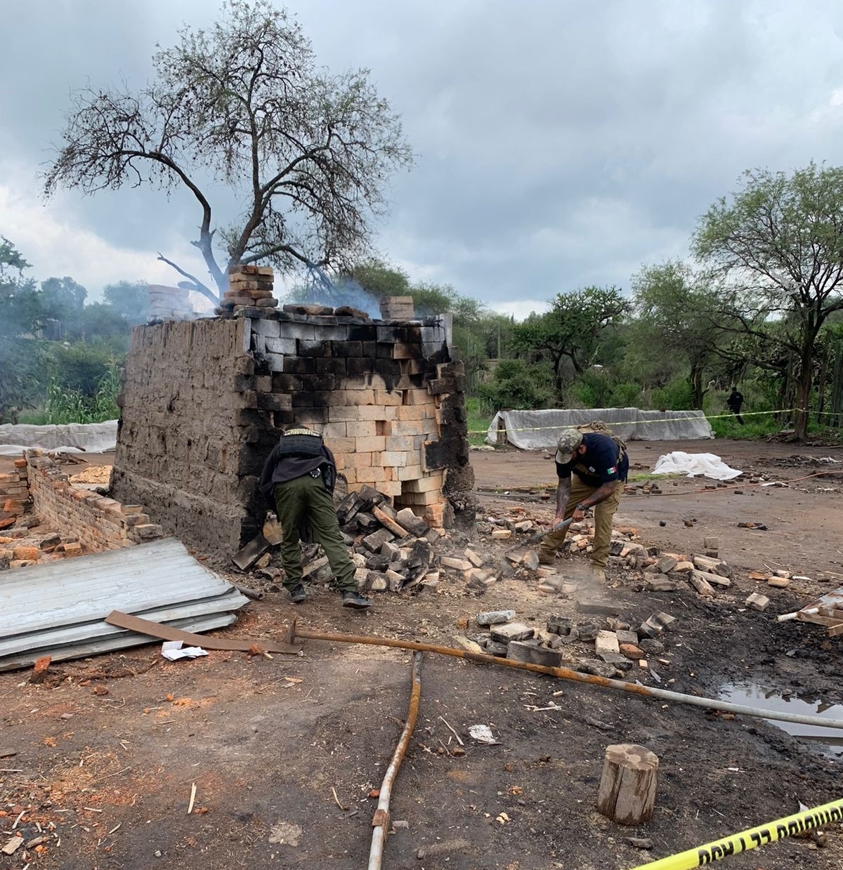 Autoridades aseguran predio en Lagos de Moreno, Jalisco
Autoridades aseguran predio en Lagos de Moreno, Jalisco