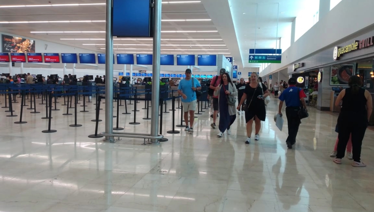 Aeropuerto de Cancún mantiene buena movilidad de pasajeros Aeropuerto de Cancún mantiene buena movilidad de pasajeros