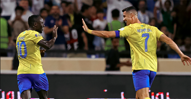 El delantero portugués volvió a brillar con una gran actuación para sumar los primeros tres puntos en la Liga Árabe El delantero portugués volvió a brillar con una gran actuación para sumar los primeros tres puntos en la Liga Árabe