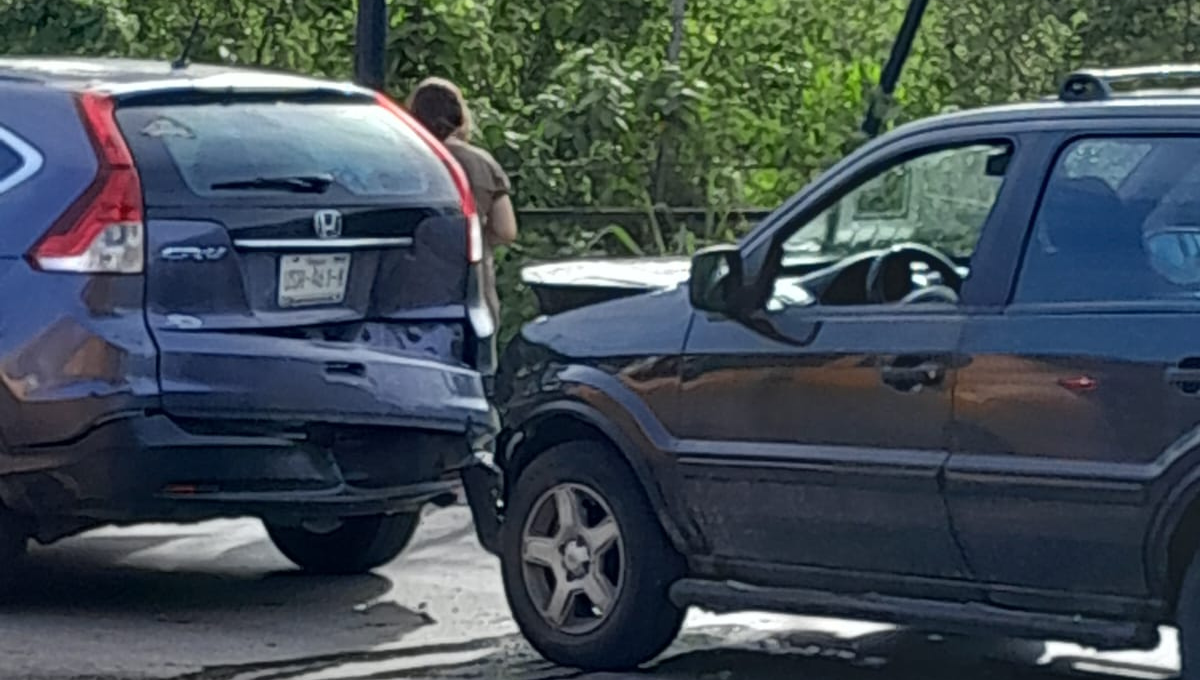 En ningunos de los dos accidente hubo lesionados, pero sí niños que llegaron tarde a clase