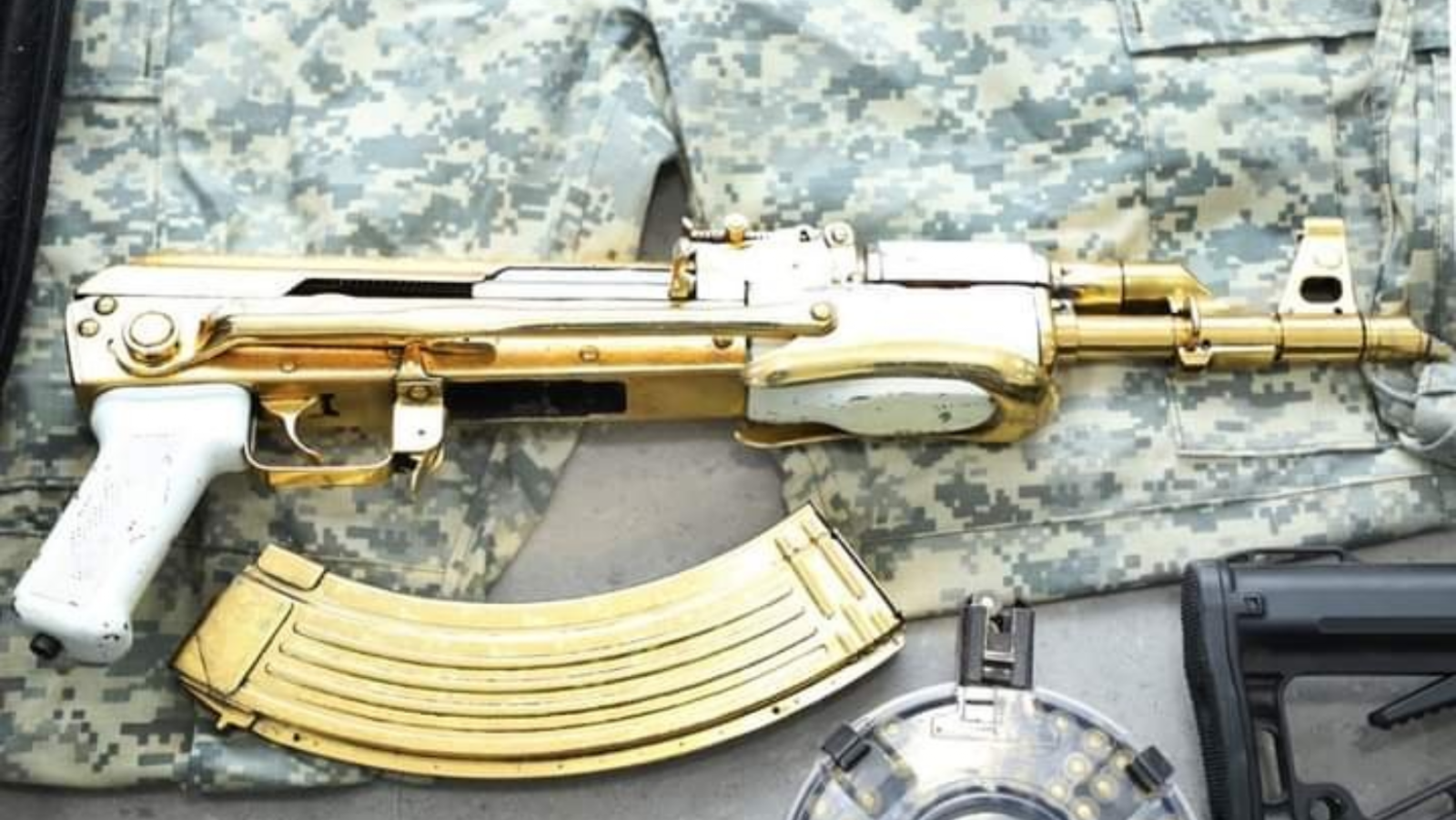 Aseguran armas y vehículos a grupo delictivo de Hidalgo Aseguran armas y vehículos a grupo delictivo de Hidalgo