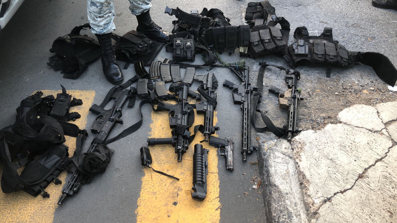 El armamento se puso a disposición de las autoridades El armamento se puso a disposición de las autoridades