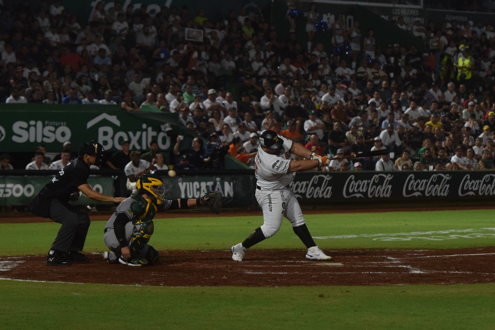 Leones de Yucatán pierden ante los Pericos de Puebla serie final de la Zona Sur de la LMB