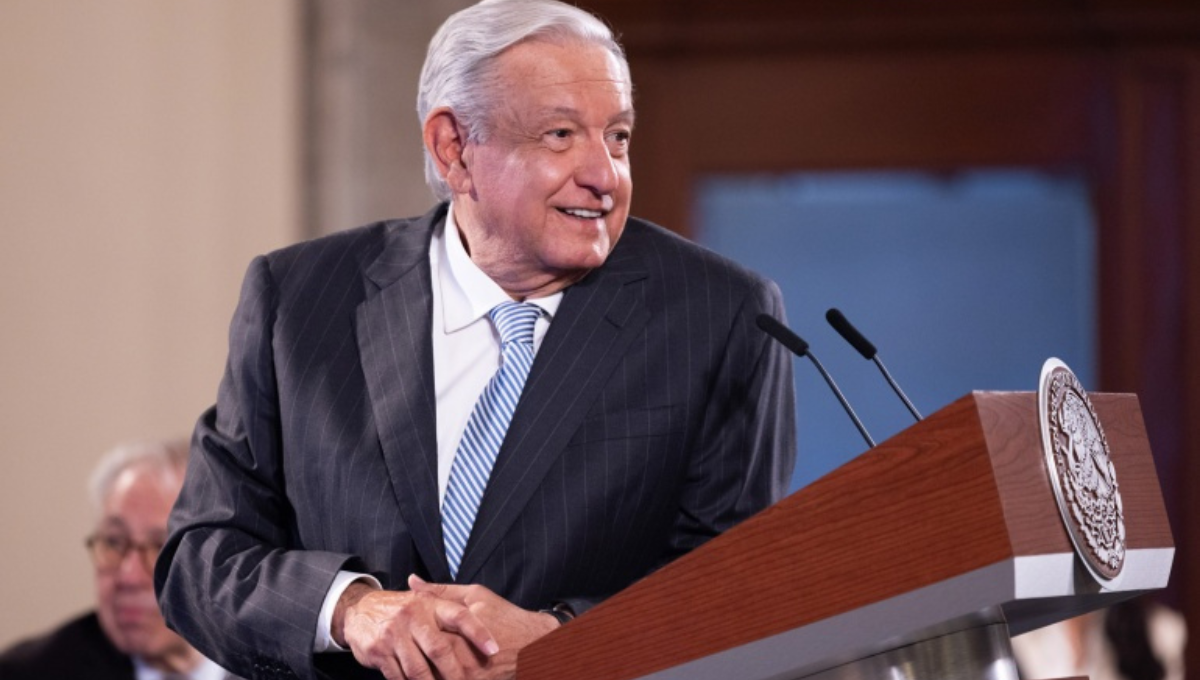 AMLO rendirá por primera vez un Informe de Gobierno fuera de Palacio Nacional AMLO rendirá por primera vez un Informe de Gobierno fuera de Palacio Nacional
