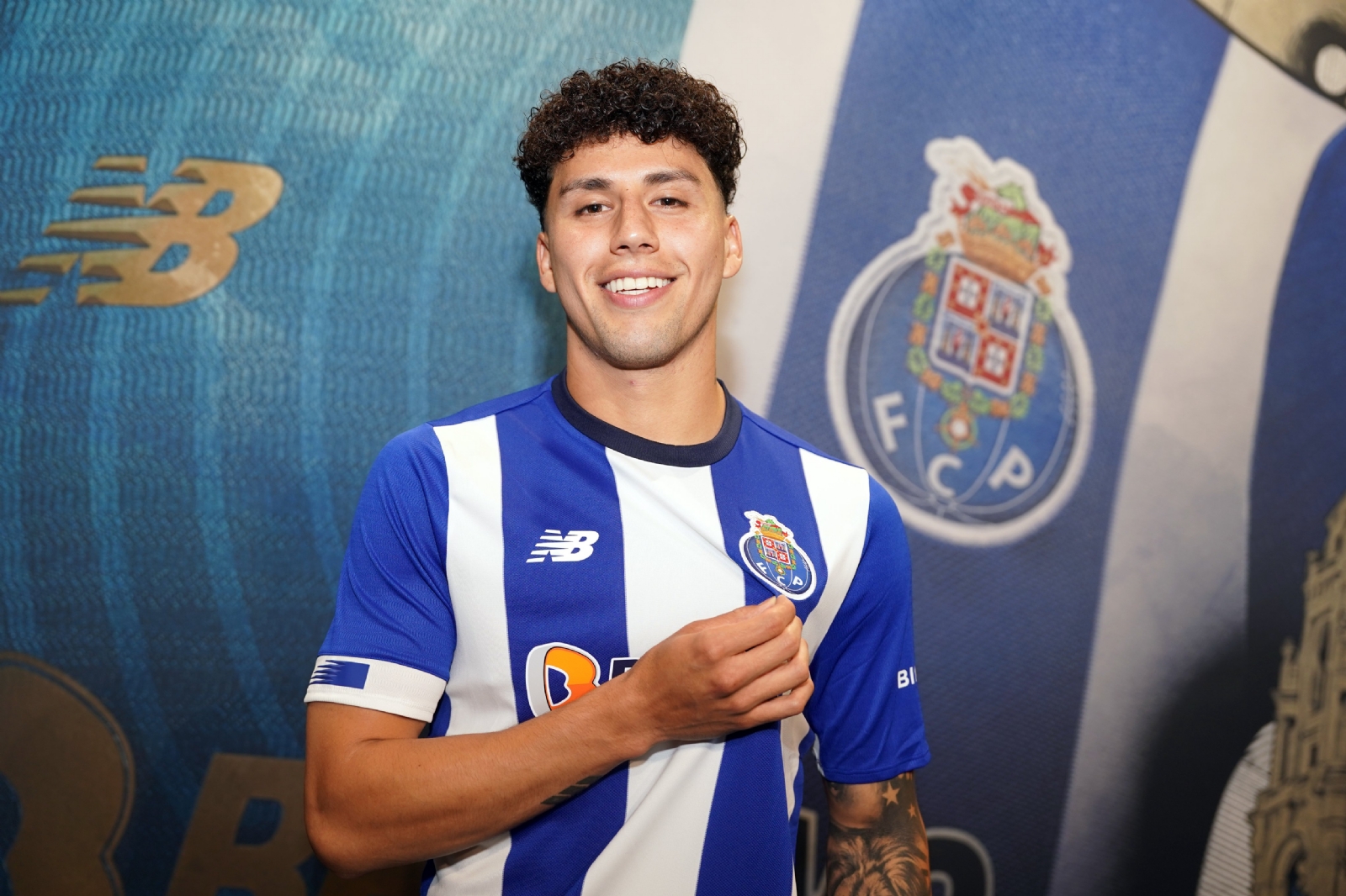 Jorge Sánchez llega al Porto cedido por el Ajax Jorge Sánchez llega al Porto cedido por el Ajax