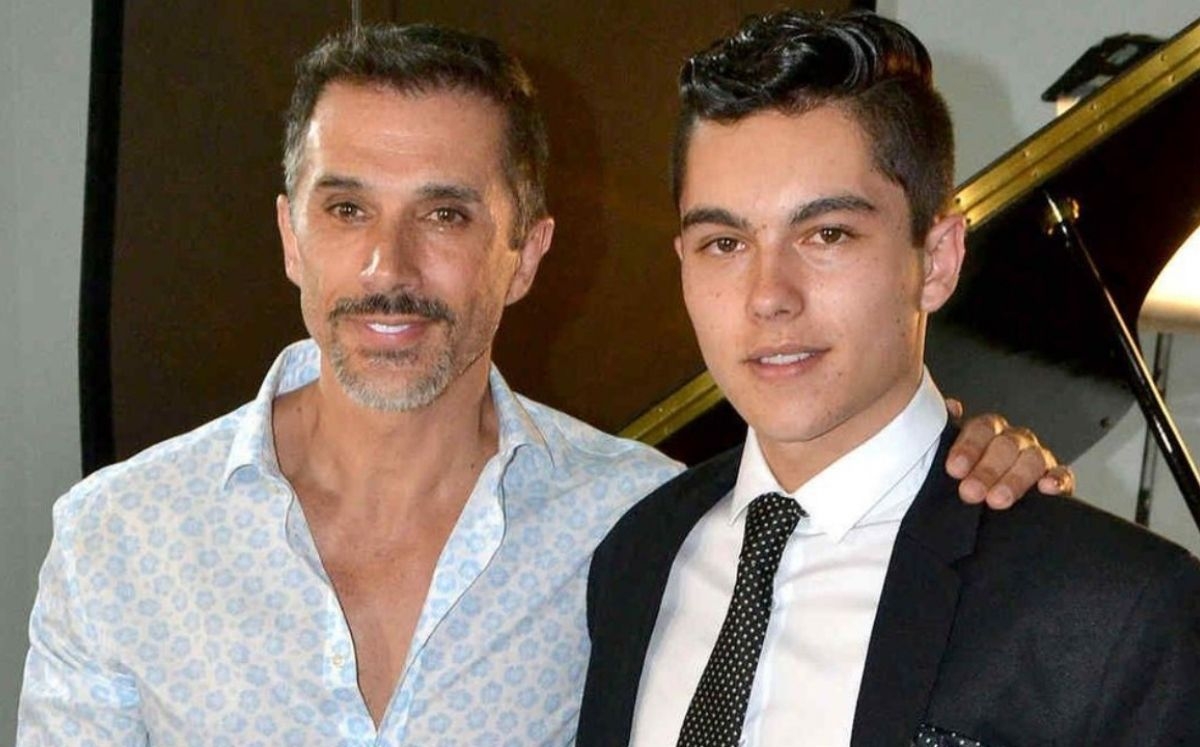 Sergio Mayer y su hijo harán música juntos, ¿cantarán la bolita?