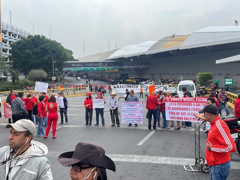 Así fue como bloquearon el AICM