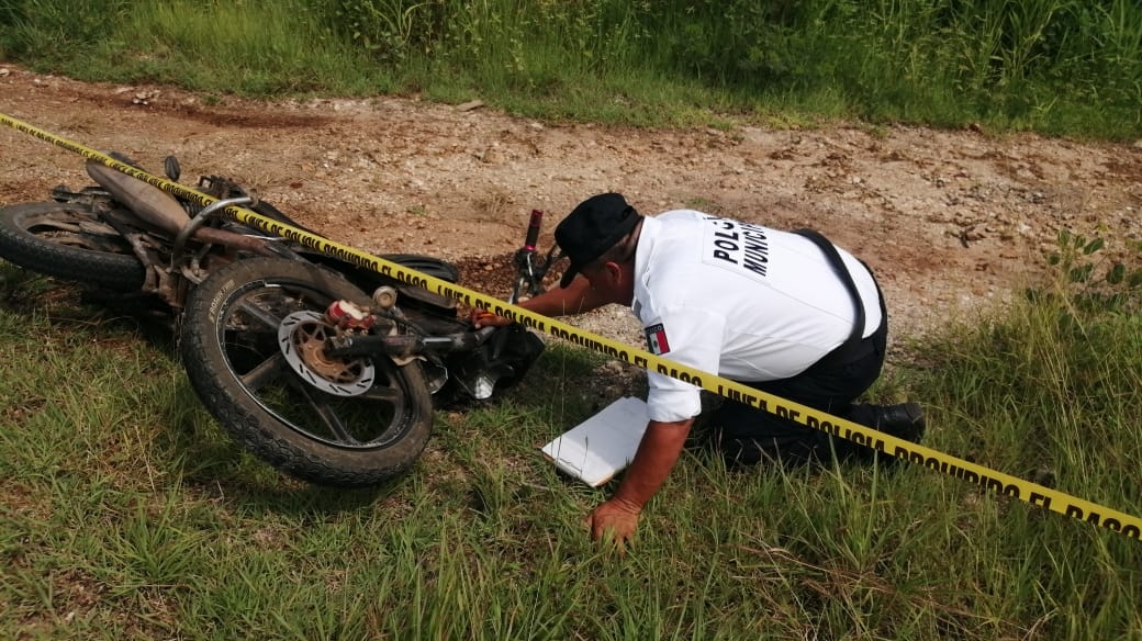 Dos campesinos lesionados al chocar su motocicleta en Hopelchén Dos campesinos lesionados al chocar su motocicleta en Hopelchén