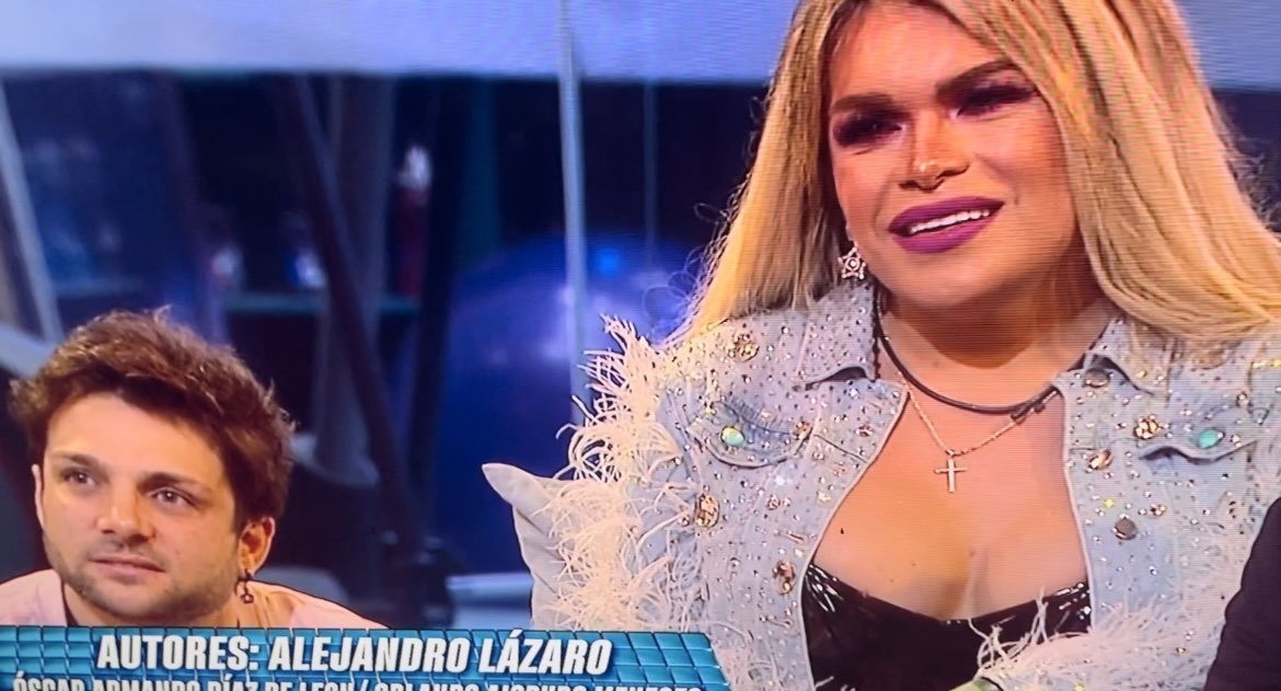 Wendy y Nicola tuvieron su momento romántico
