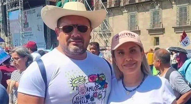 La pareja iba a bordo de su camioneta al momento del ataque