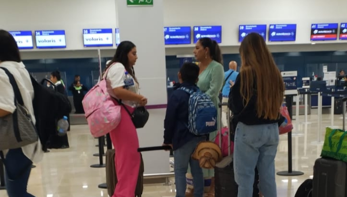 Las aerolíneas que retrasaron los vuelos no dieron explicaciones a los usuarios