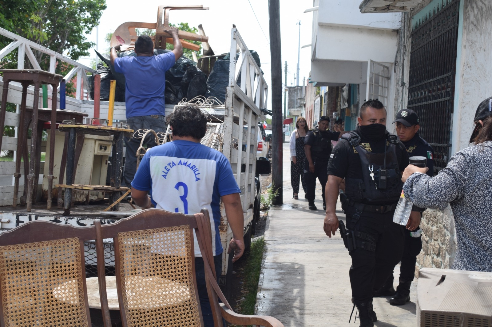 Los animales en situación vulnerable fueron encontrados cuando una octogenaria estaba siendo retirada su vivienda Los animales en situación vulnerable fueron encontrados cuando una octogenaria estaba siendo retirada su vivienda