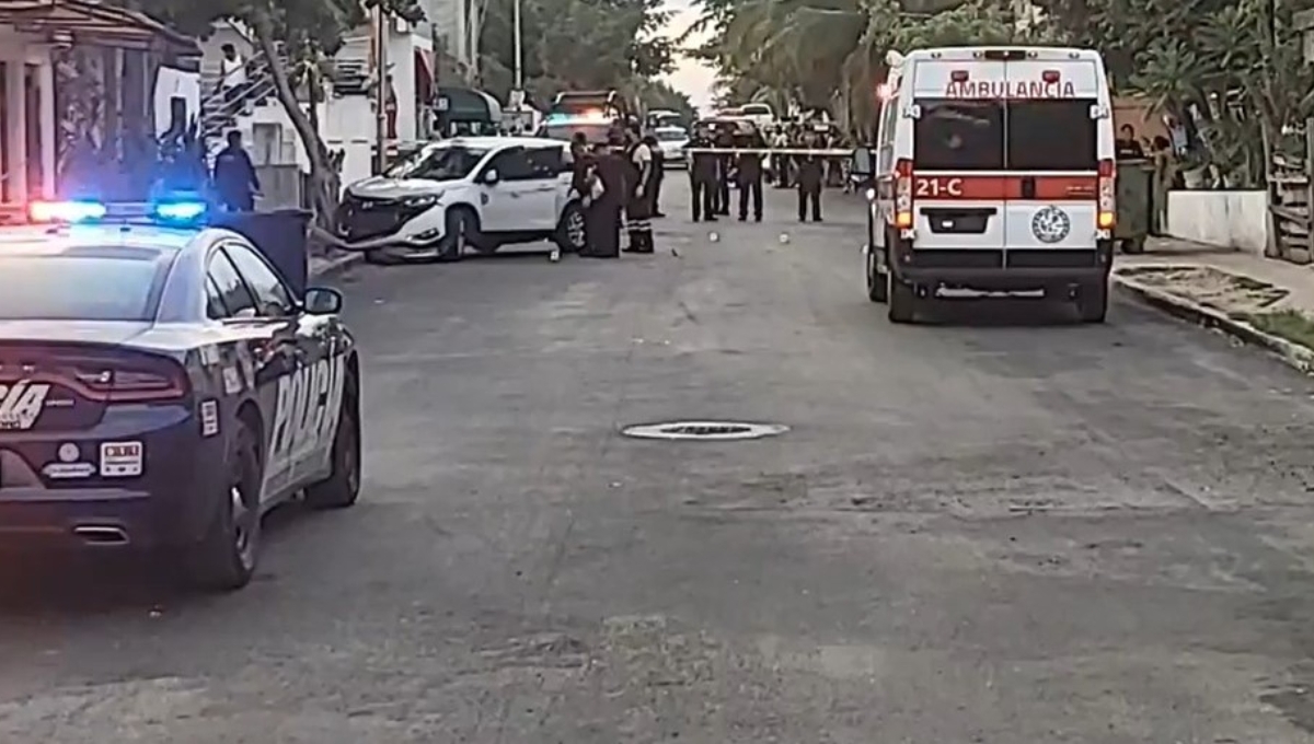 El taxista murió dentro de su unidad en Puerto Aventuras El taxista murió dentro de su unidad en Puerto Aventuras