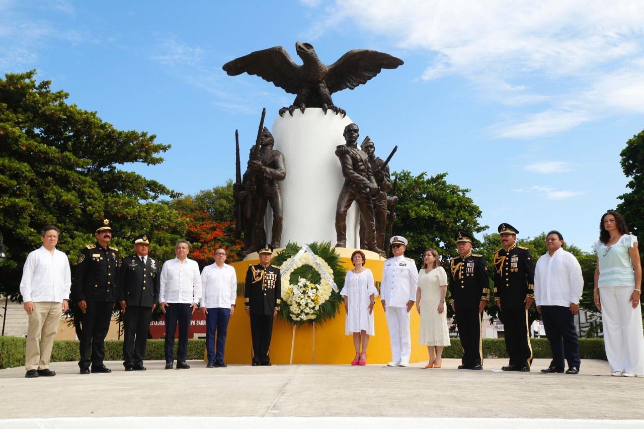 ¡Murió por la Patria! Homenajean a los Niños Héroes de Chapultepec en Mérida