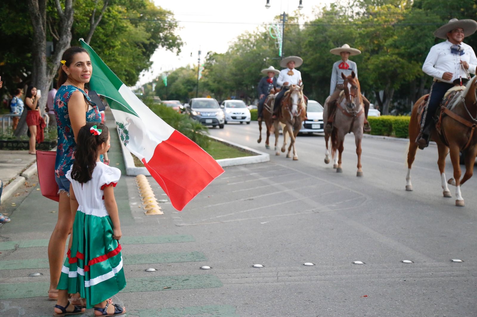 Los charros desfilaron esta tarde