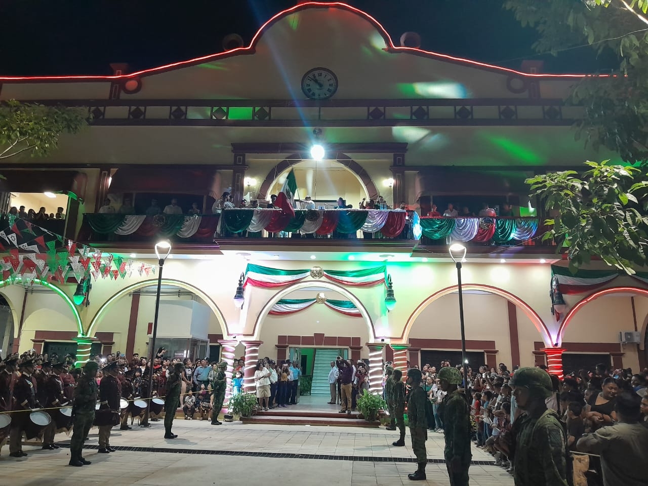 Los mexicanos dieron el grito de Independencia este viernes
