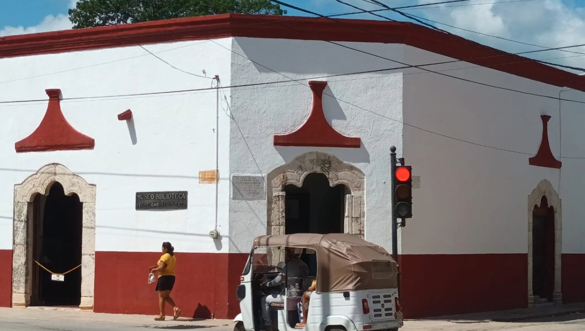 El techo está a punto de caerse por los constantes chubascos que se han registrado