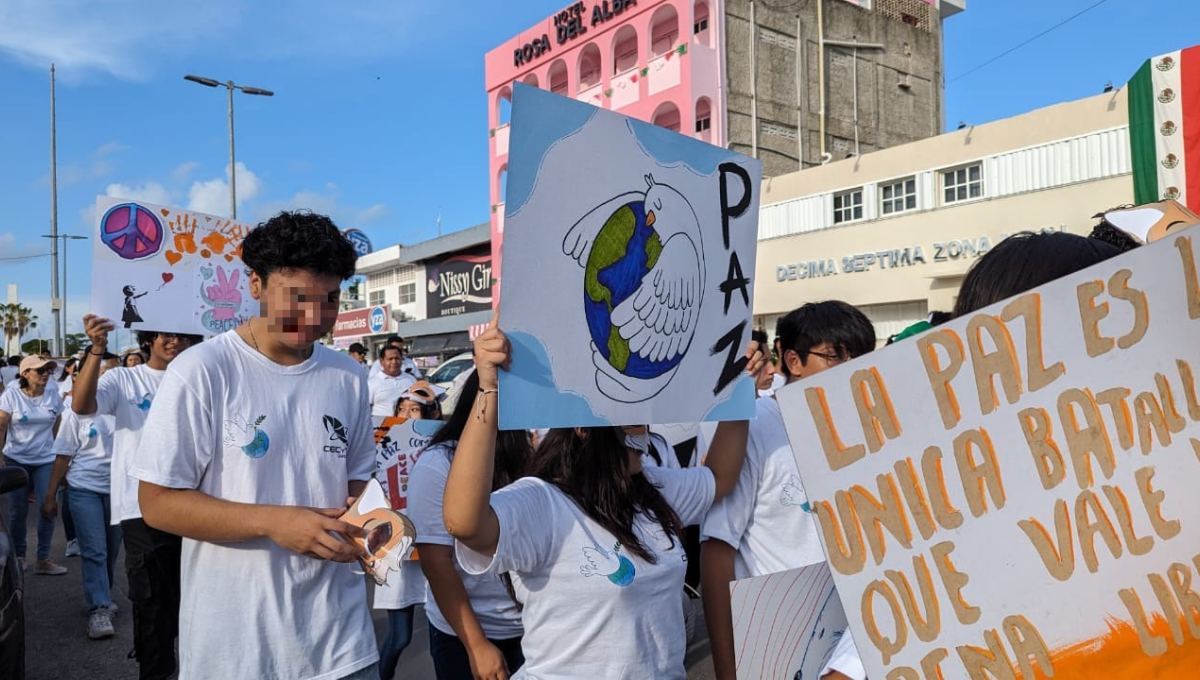 El desfile para exigir una cultura de la paz El desfile para exigir una cultura de la paz
