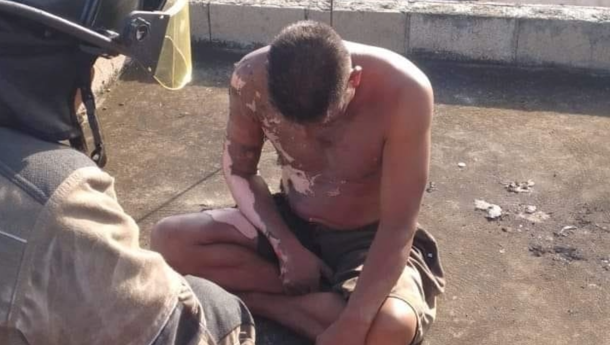 Hombre se electrocuta mientras limpiaba el techo de su casa en Cancún