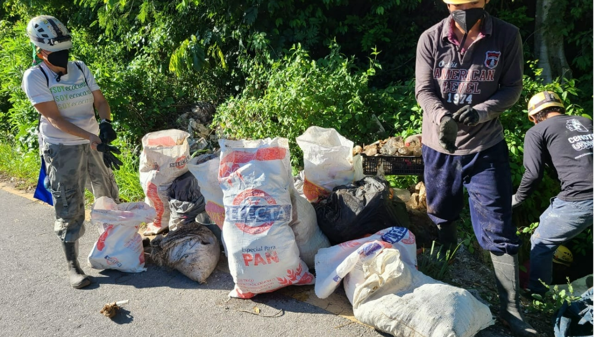 En la cueva “El Sueño de Alicia” se hallaron bolsas de basura con restos de borrego y perros En la cueva “El Sueño de Alicia” se hallaron bolsas de basura con restos de borrego y perros