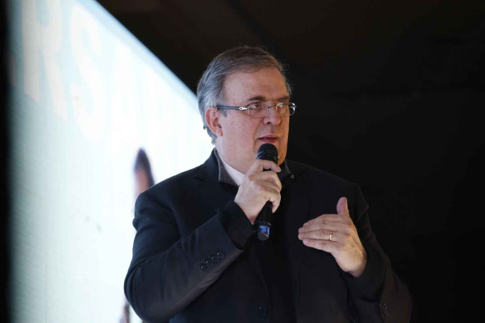 Marcelo Ebrard informará esta semana lo que hará