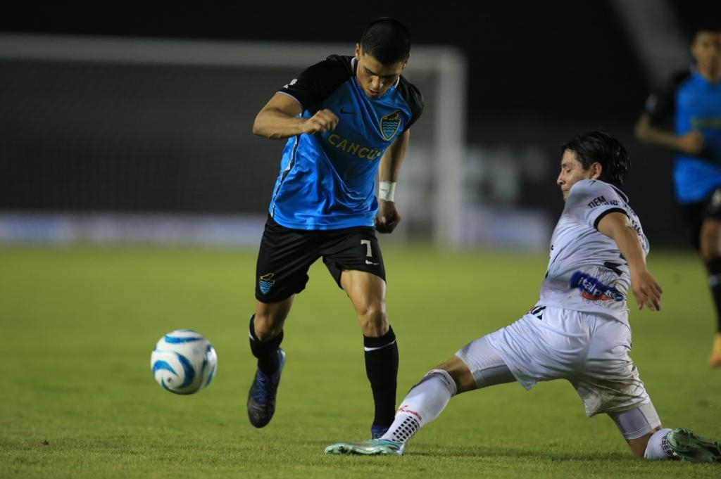 Coyotes de Tlaxcala vence a Cancún FC en su propia casa