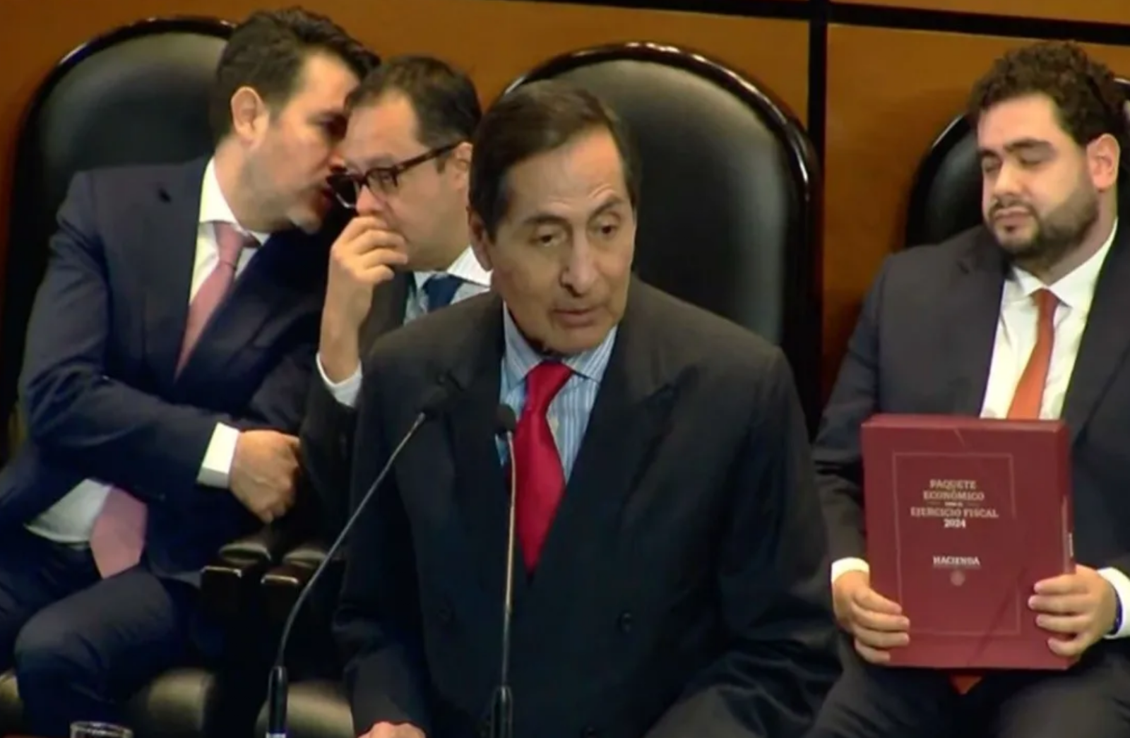Rogelio Ramírez de la O cumplió este día ante el Congreso Rogelio Ramírez de la O cumplió este día ante el Congreso