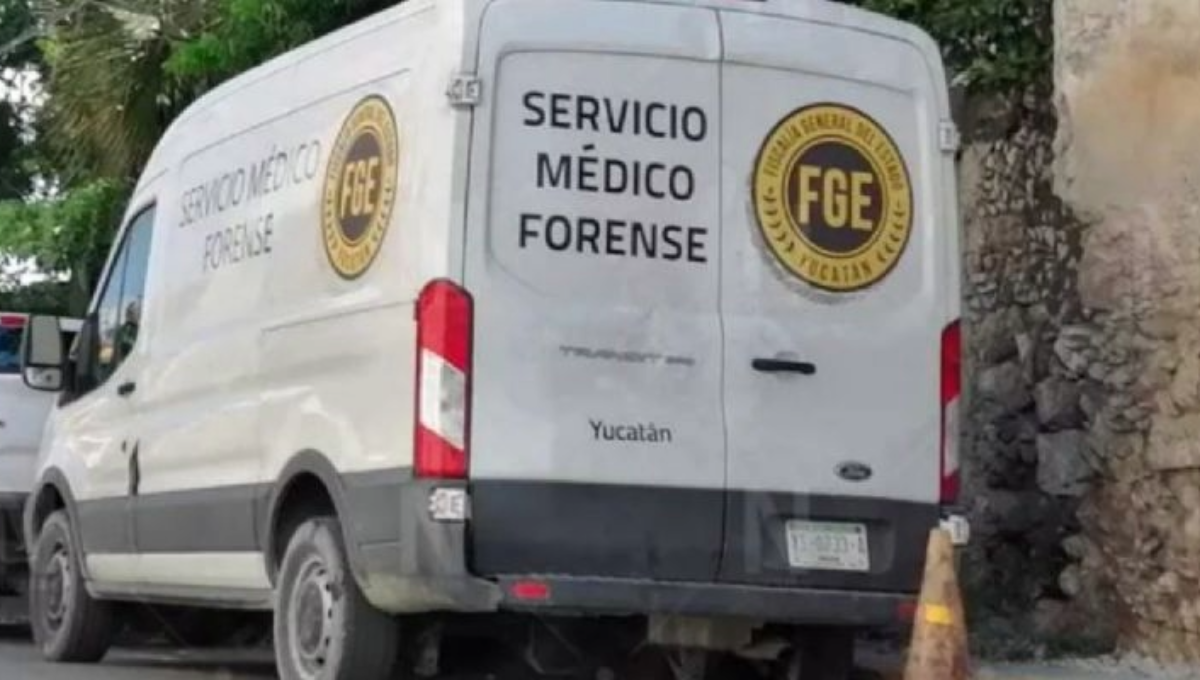 Muere motociclista al impactarse contra un automóvil estacionado en Chemax