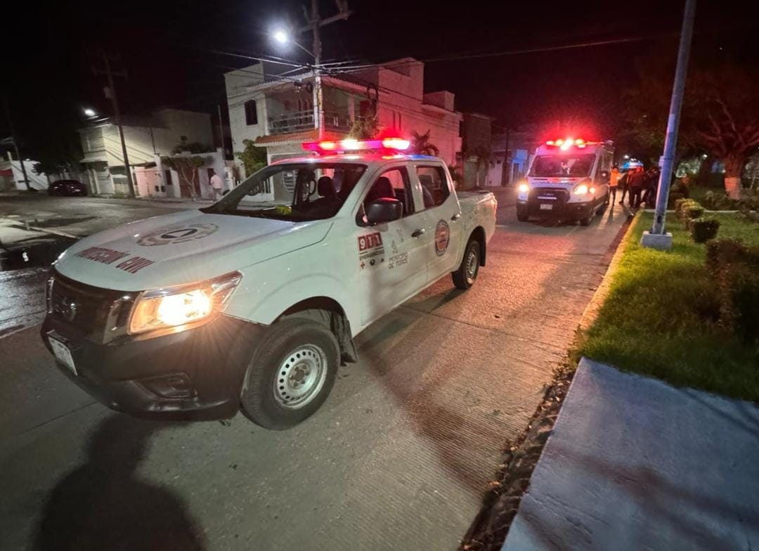 Paramédicos auxiliaron a 12 personas que sufrieron algún tipo de lesión menor