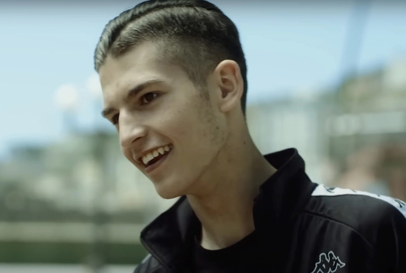 Joven actor de 23 años de edad muere tras accidente en moto Joven actor de 23 años de edad muere tras accidente en moto