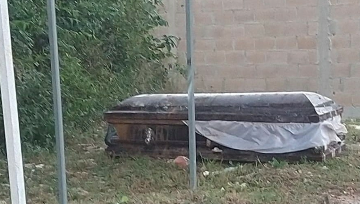 Se presume fueron retirados de la caja por sus familiares antes de que fuera dejado a la intemperie por más de cuatro días Se presume fueron retirados de la caja por sus familiares antes de que fuera dejado a la intemperie por más de cuatro días