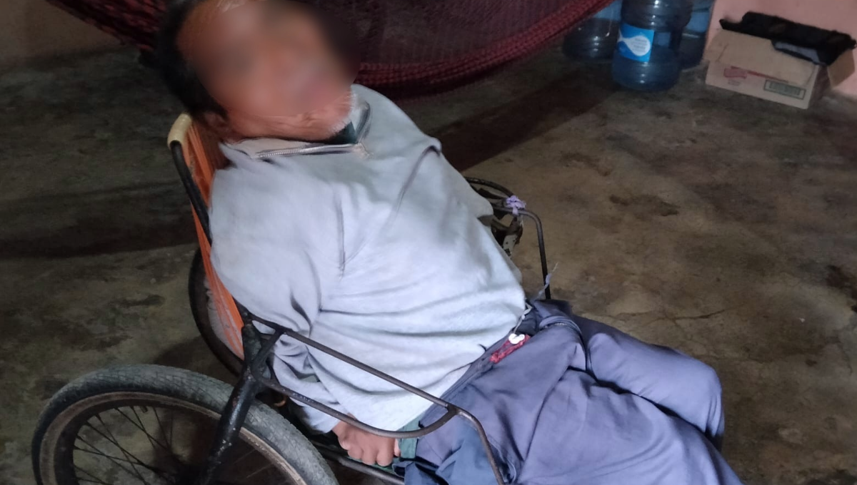 Mostró un documento expedido por el Seguro Social