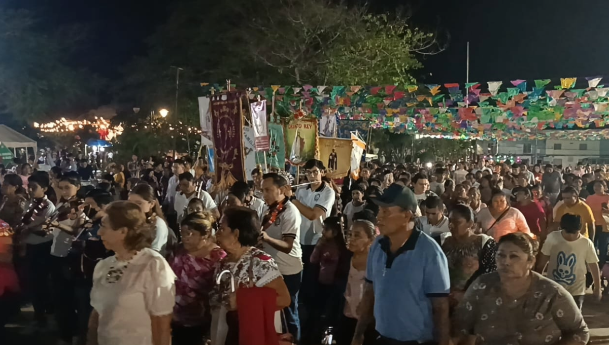 Algunos tizmileños dijeron haber observado una cruz en el cielo que se formó sobre el Santuario de Reyes