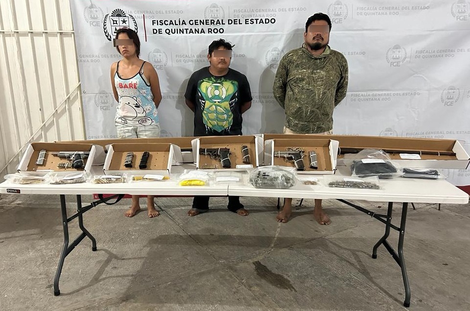 Detienen en Cancún a cuatro presuntos narcomenudistas
