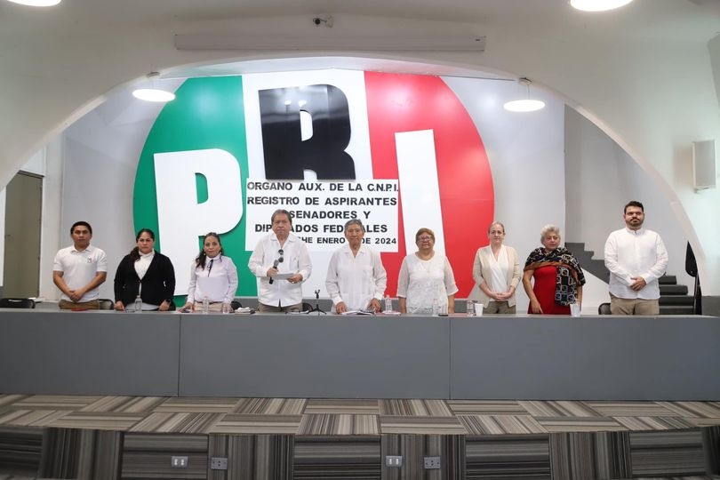 Sonia Cuevas realizó su inscripción en busca de la candidatura a la diputación federal.