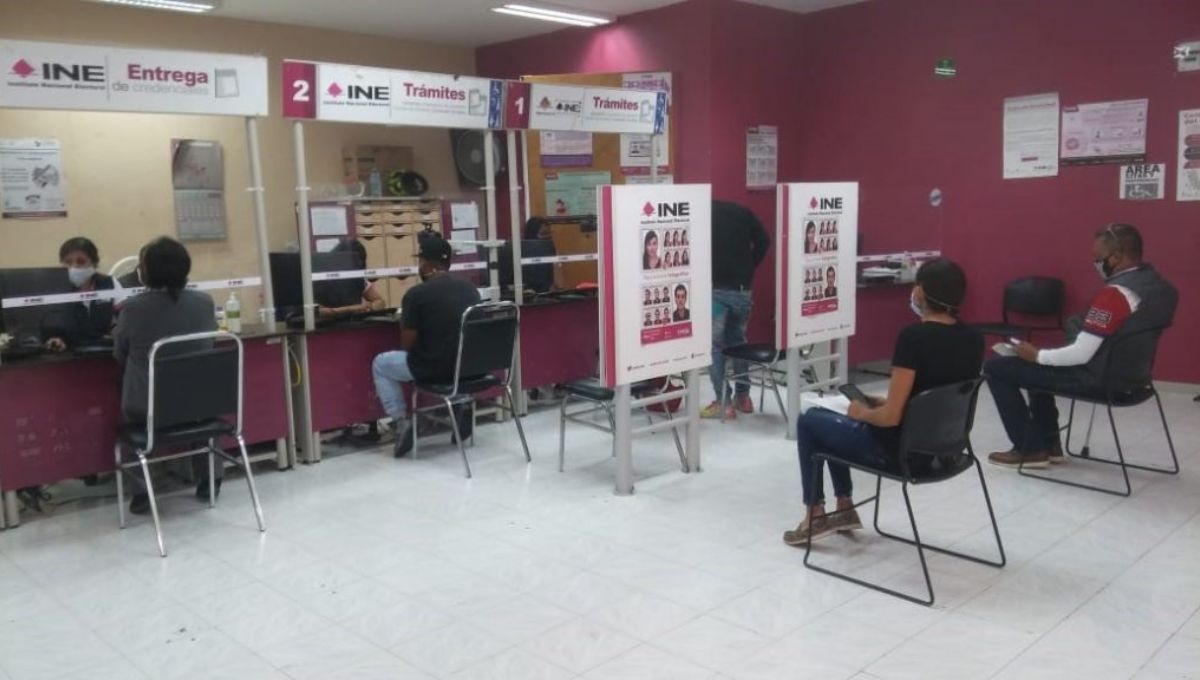 El INE dio a conocer la fecha límite para que puedas tramitar tu credencial para votar y puedas participar en los comicios del 2 de junio El INE dio a conocer la fecha límite para que puedas tramitar tu credencial para votar y puedas participar en los comicios del 2 de junio