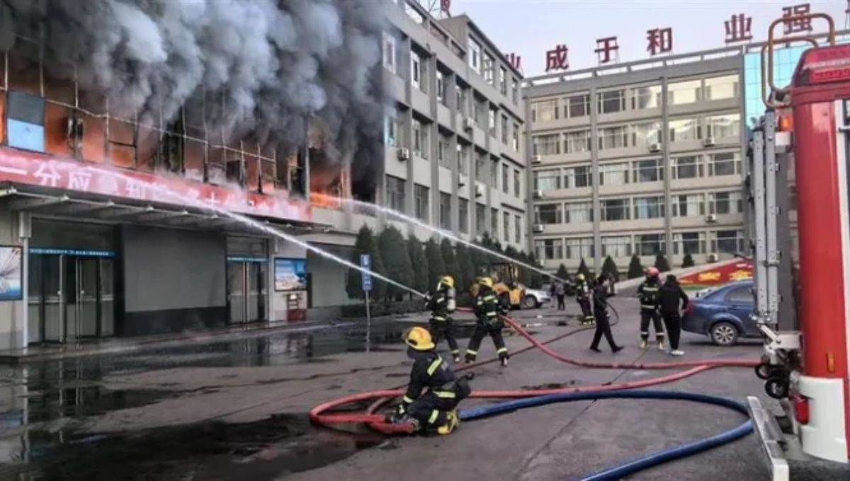 Un incendio en el internado Yingcai de la aldea de Yanshanpu en China, provocó la uerte de 13 menores