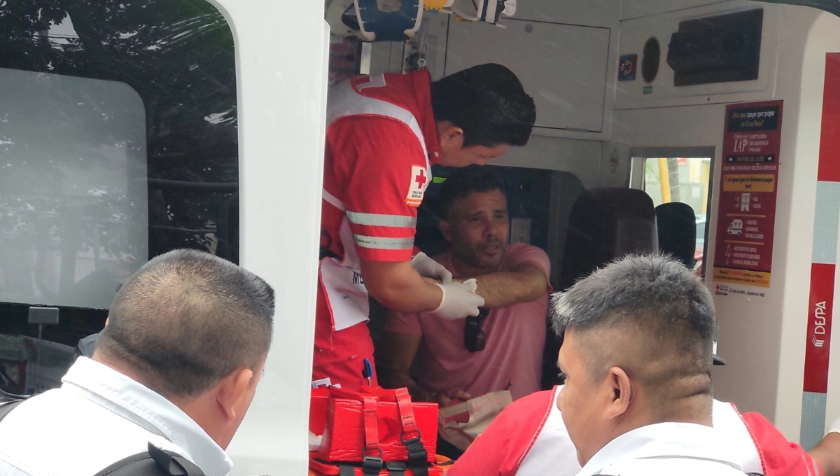 El hombre logró escapar de sus agresores