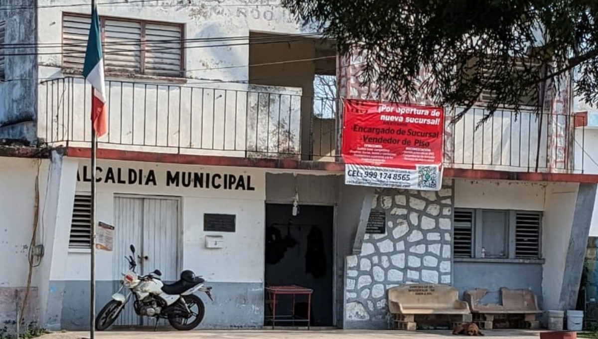 Ángel Cumí (r) asesor del núcleo agrario, dijo que se determinó no entregar el papel que serviría para que se legitime la posesión del predio Ángel Cumí (r) asesor del núcleo agrario, dijo que se determinó no entregar el papel que serviría para que se legitime la posesión del predio