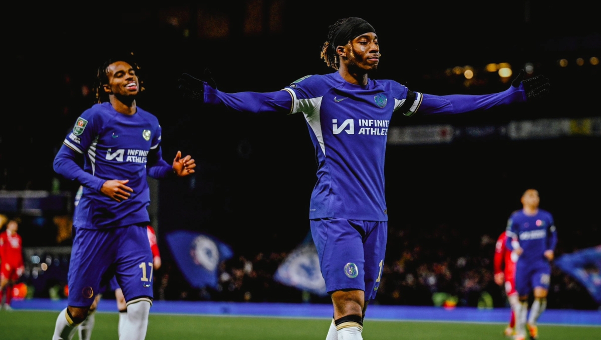 Sin mucho tiempo para relajarse, el Chelsea de Pochettino afrontará el viernes, contra el Aston Villa, la Copa de Inglaterra. Después llegará el turno de visitar al Liverpool en Premier League, el 31 de enero
Sin mucho tiempo para relajarse, el Chelsea de Pochettino afrontará el viernes, contra el Aston Villa, la Copa de Inglaterra. Después llegará el turno de visitar al Liverpool en Premier League, el 31 de enero