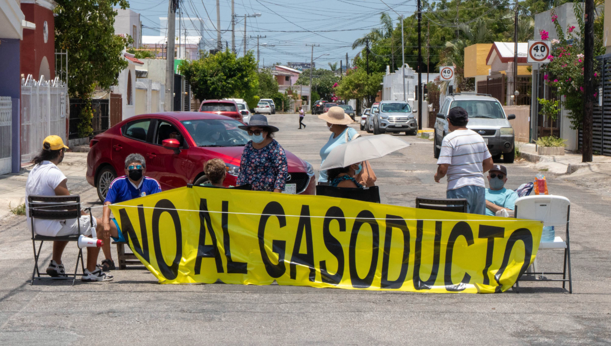 Recalca que en 500 metros en derredor del gasoducto hay cuando menos 120 manzanas densamente pobladas Recalca que en 500 metros en derredor del gasoducto hay cuando menos 120 manzanas densamente pobladas