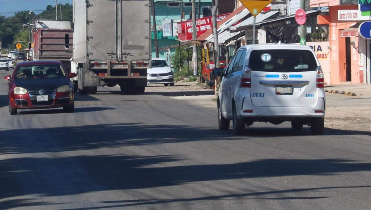 Los chafiretes son conocidos en la zona y las tarifas se mantienen estables; la falta de paraderos establecidos es un problema persistente.