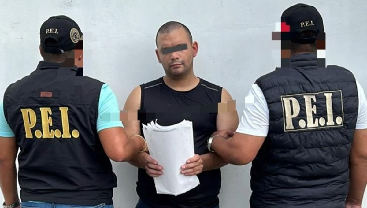 El hombre participó en la compra-venta de automóviles